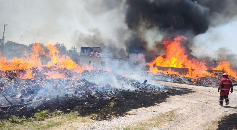 Buscan a hombre por provocar incendios en Celaya; al menos dos siniestros fueron intencionales