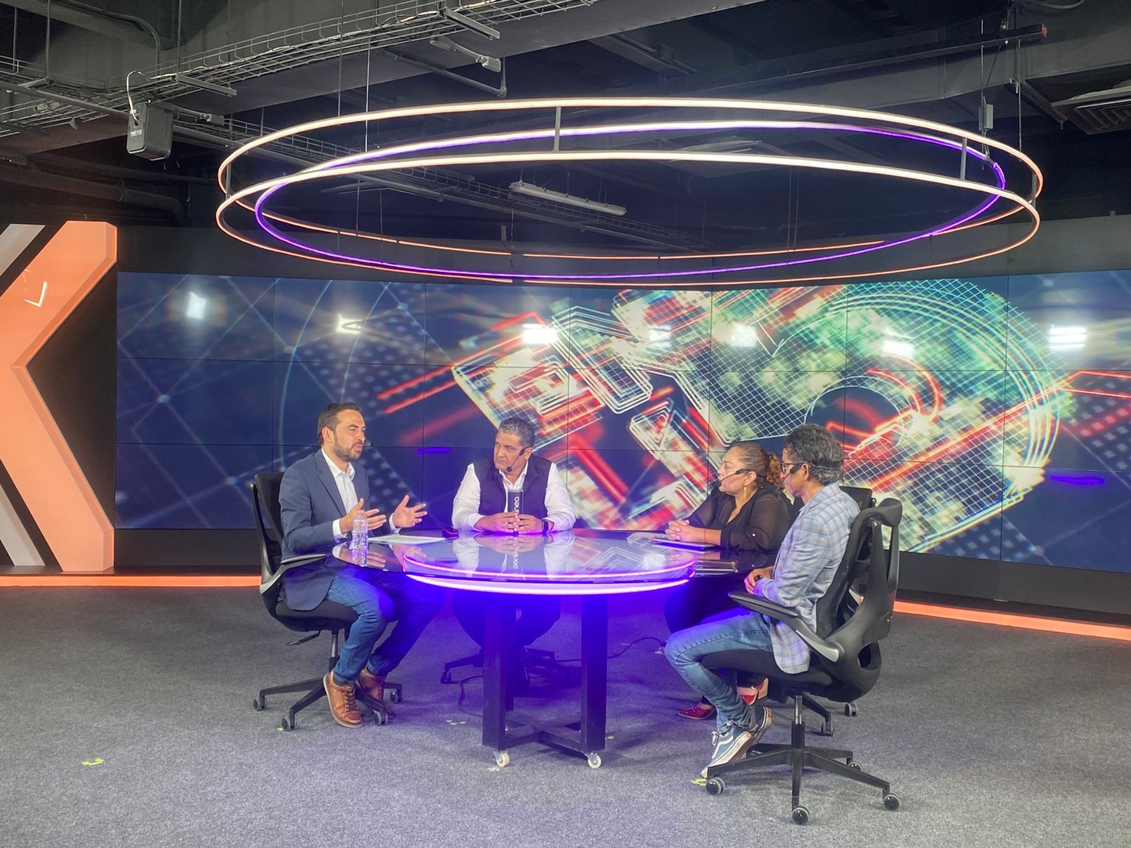 Alan Márquez impulsa reformas para proteger a menores en entornos digitales