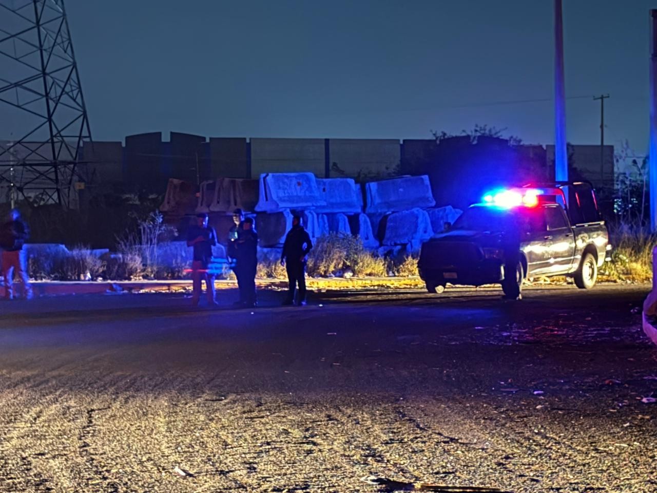 Muere motociclista tras chocar contra muro en la carretera Panamericana