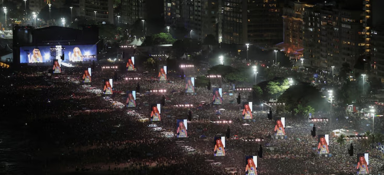 Shakira conquista Brasil, con show histórico ante más de 2 millones de asistentes