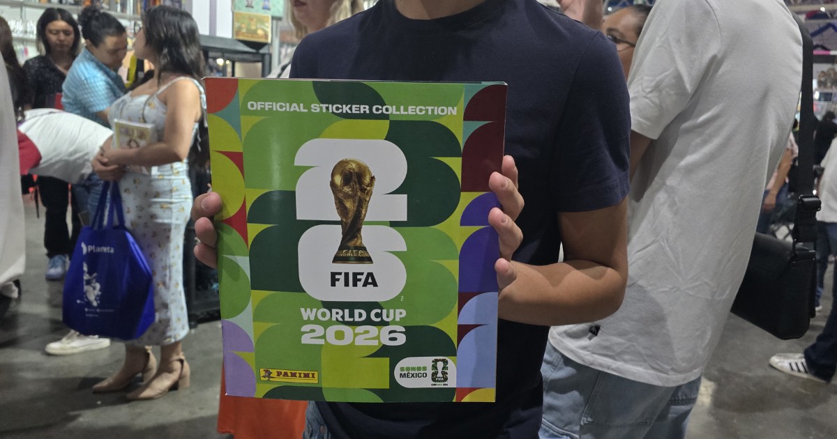 Álbum del Mundial 2026 se vende como “pan caliente“ en la FENAL 37