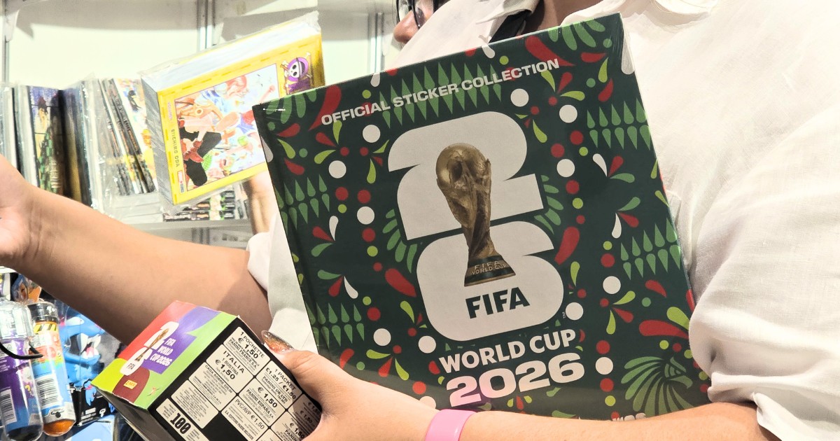 Álbum del Mundial 2026 se vende como “pan caliente” en la Feria del Libro de León