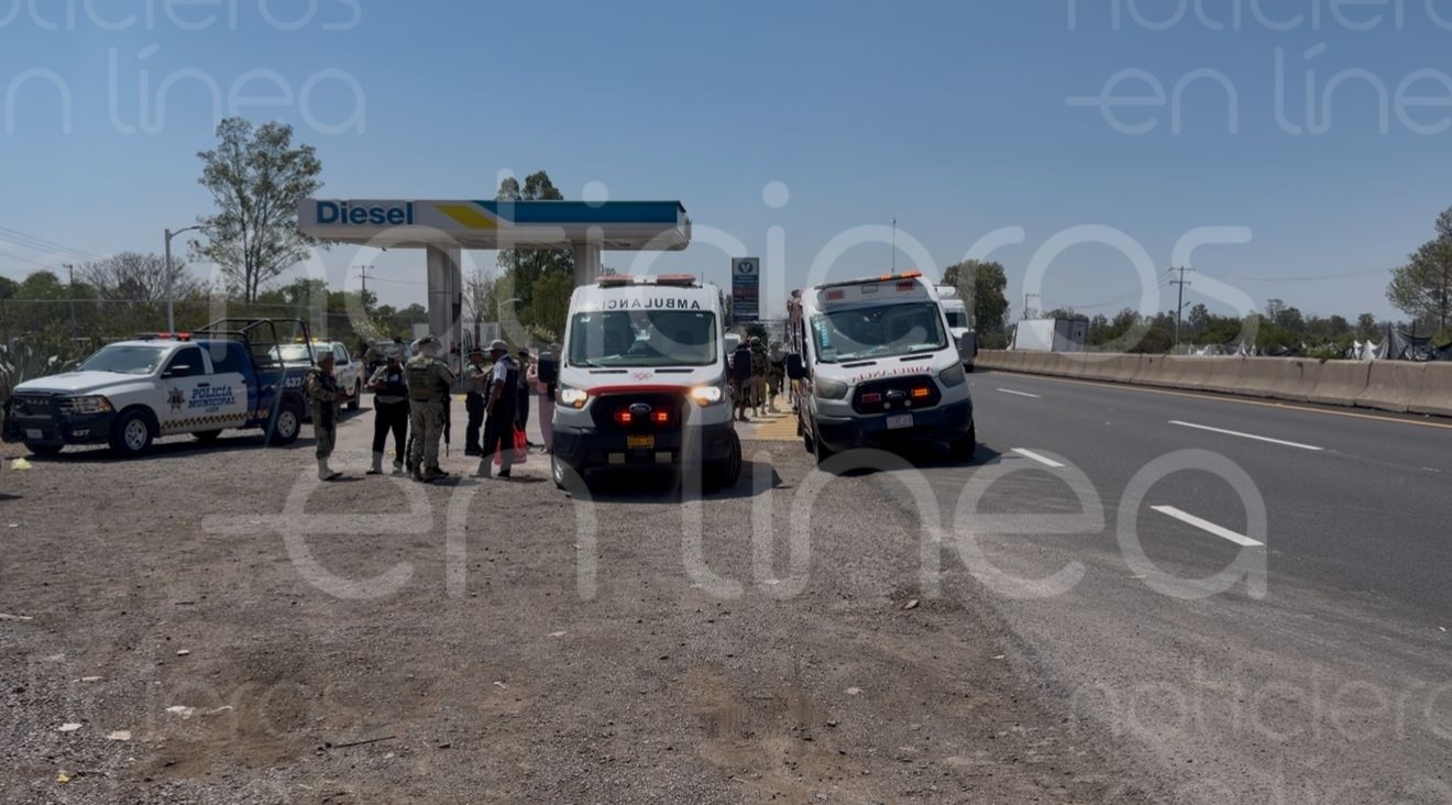 Ataque en la carretera León–Aguascalientes: motociclistas heridos logran llegar a la caseta para pedir auxilio