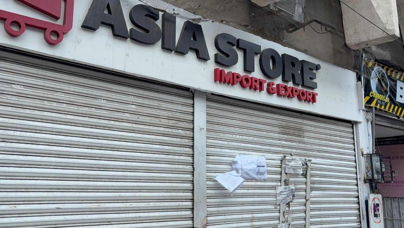 FGR asegura más de 10 tiendas chinas en León por operativo