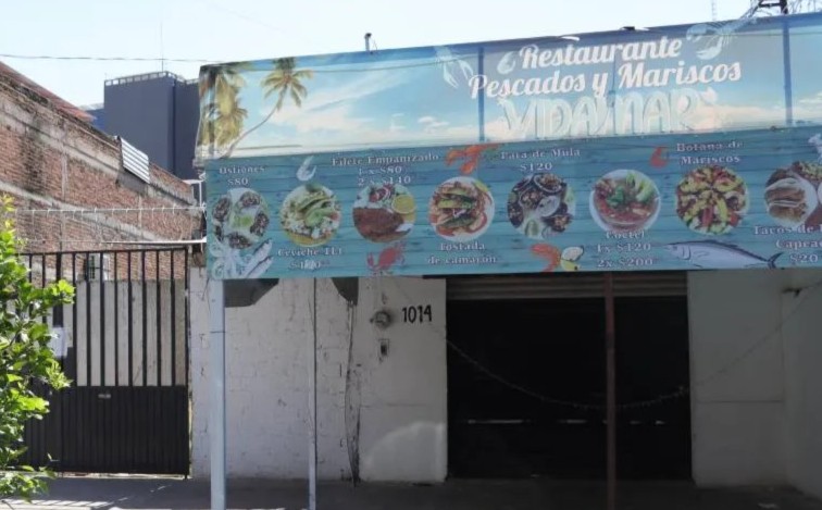 Recuperan inmueble usado como marisquería en antigua escuela de León