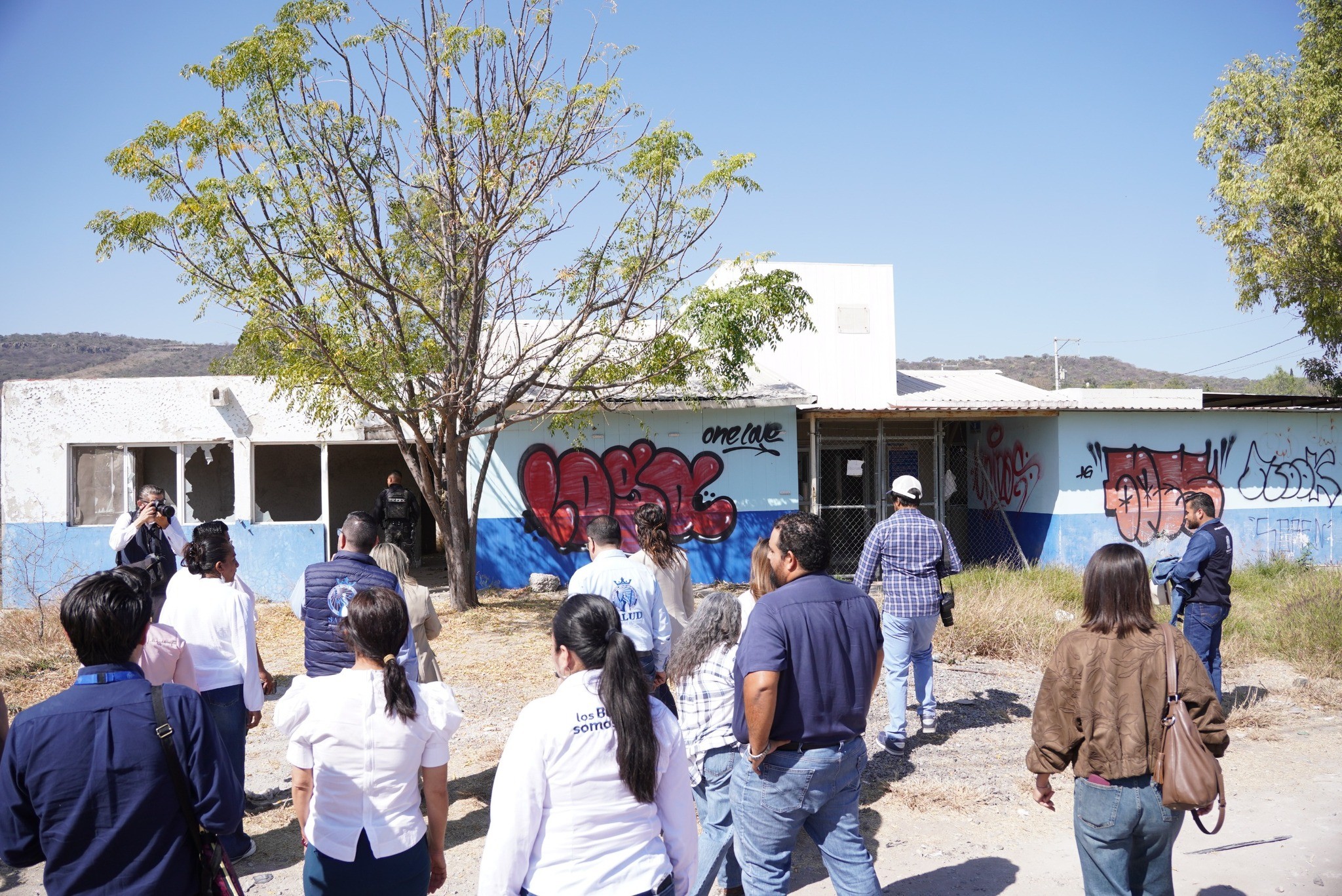 Tras ocho años, clínica de San Bartolomé sigue sin nueva sede; atención continúa en instalaciones de la parroquia