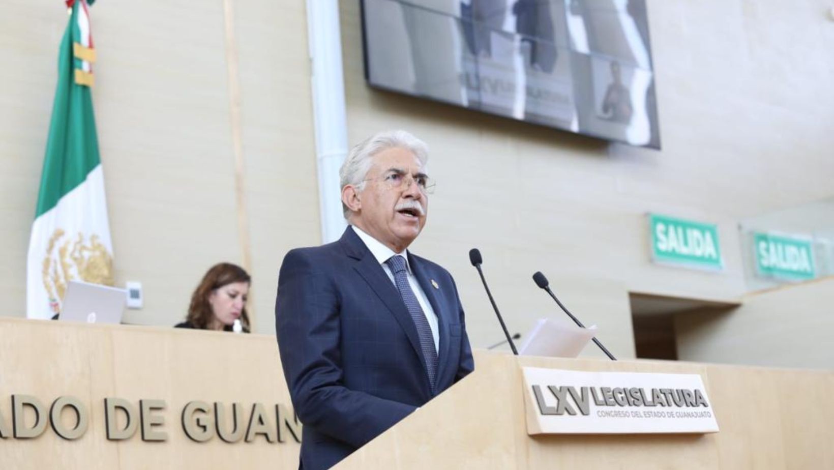 ¡Traición, colores y política! El llamado urgente a madurar y dejar los “sentimientos“ atrás en el Ayuntamiento de León