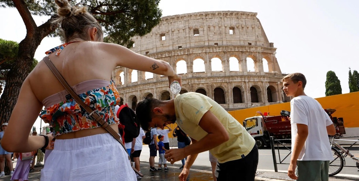 Ola de calor rompe récords en Europa y deja al menos 11 muertos