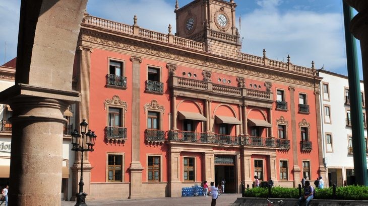 Contraloría amplía investigación por contratos; revisa seis empresas vinculadas a presuntas irregularidades
