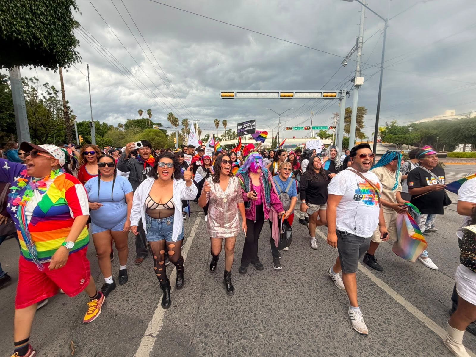 La diversidad tomó las calles de León: Marcha Pride 2026 reúne a unas 25 mil personas La diversidad tomó las calles de León: Marcha Pride 2026 reúne a unas 25 mil personas