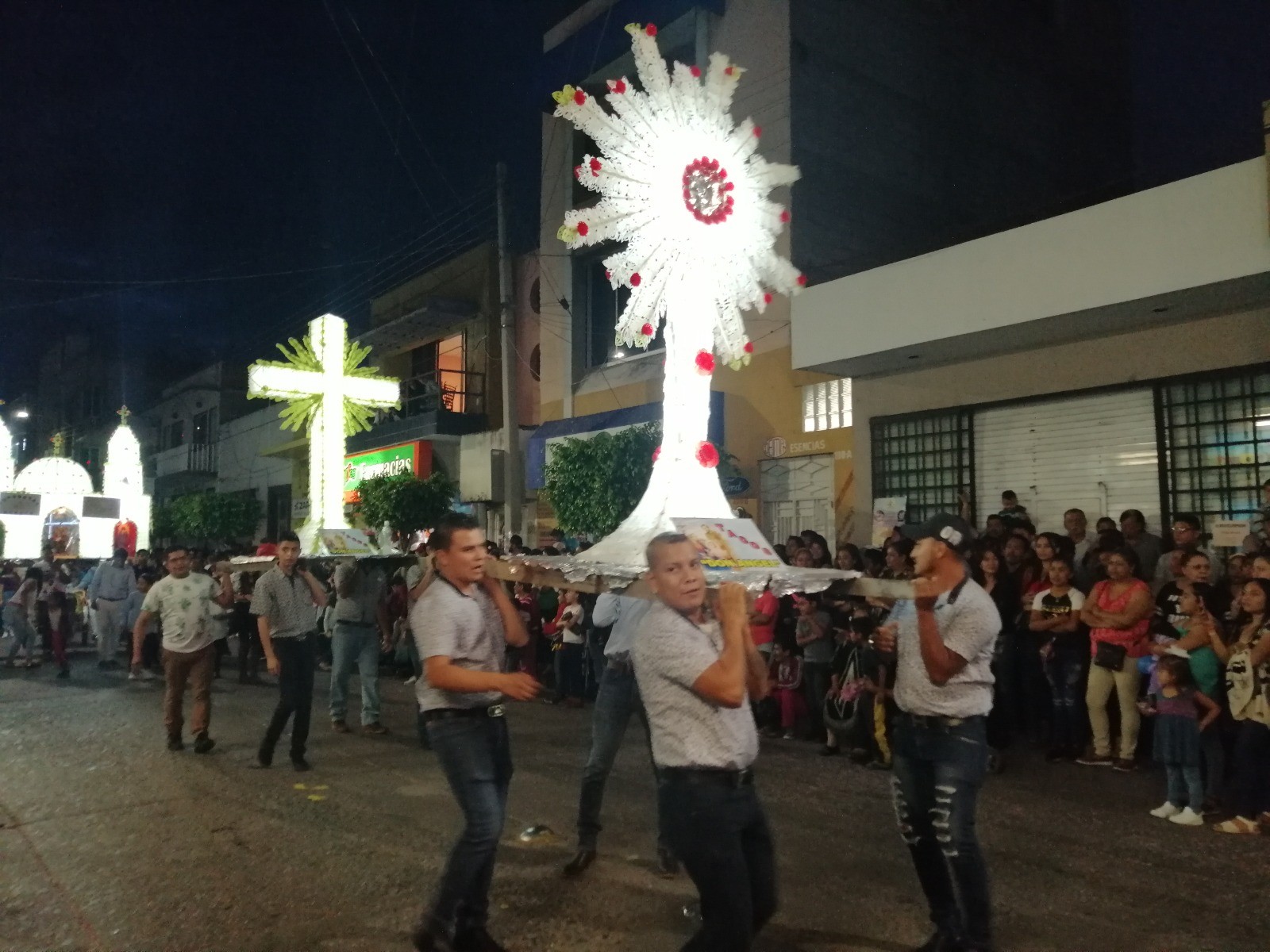 La Octava de Corpus se desarrolla sin contratiempos pese a las lluvias en Cortazar