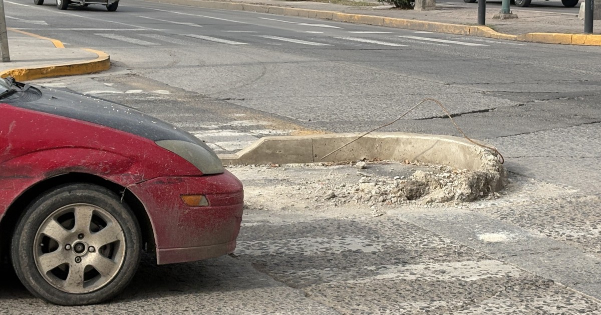 ¡No duró ni un mes! Chocan guarnición recién instalada en Río Mayo con cruce a Hermanos Aldama en León