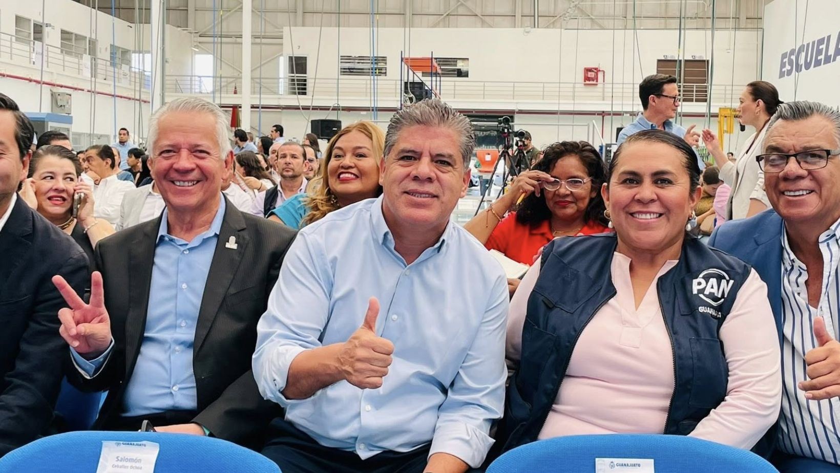 Denuncian acoso laboral y presiones partidistas en el municipio de León