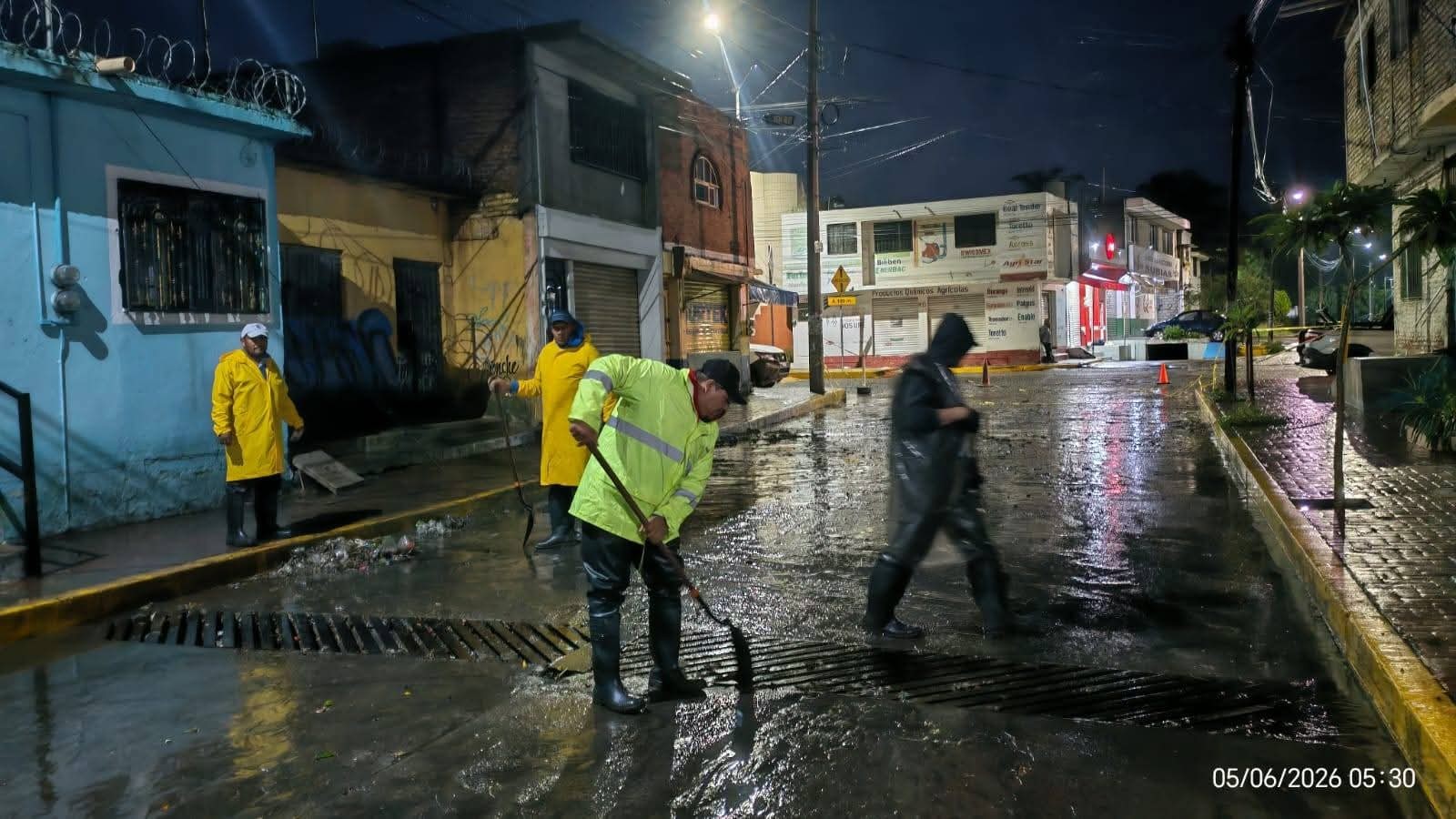 Basura en alcantarillas agrava riesgos durante temporada de lluvias en la región Laja-Bajío