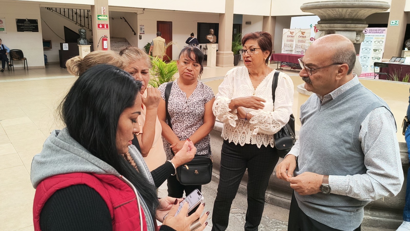 Habitantes de Sanjuanico denuncian irregularidades en renovación de comités vecinales