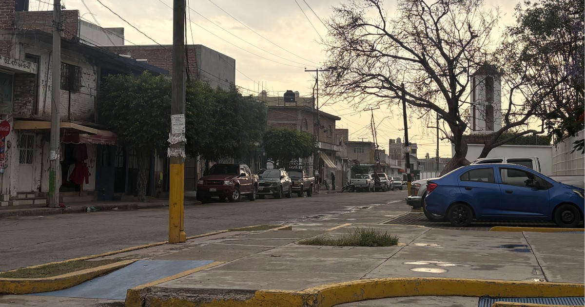 Pacientes denuncian asaltos a mano armada y robos en los alrededores de la clínica T55 del IMSS en León
