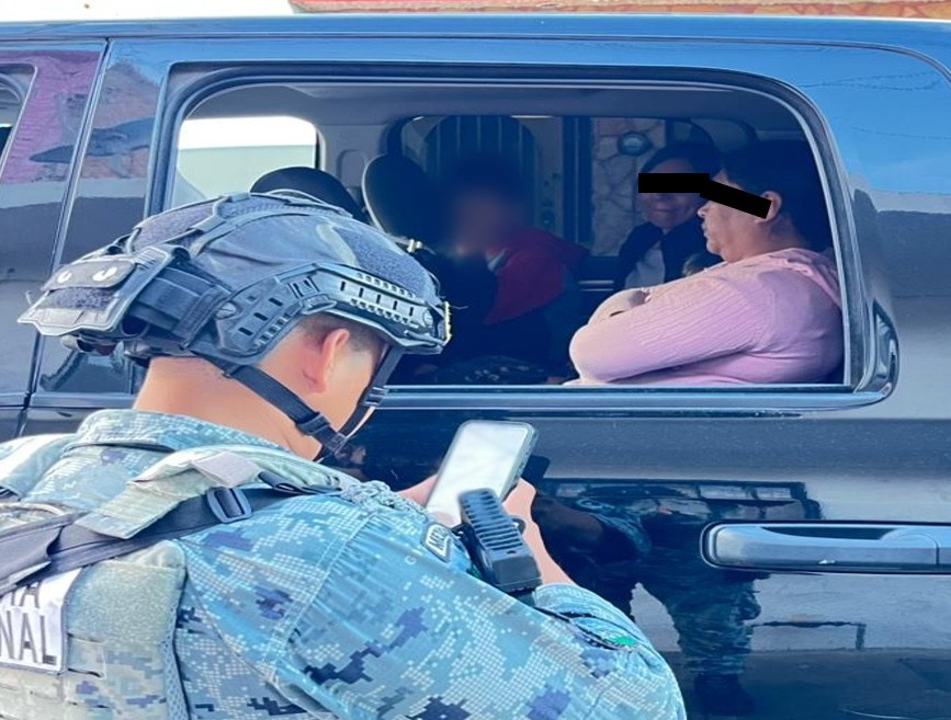Cateos y operativos en Guanajuato dejan 10 detenidos, drogas aseguradas y dos personas liberadas