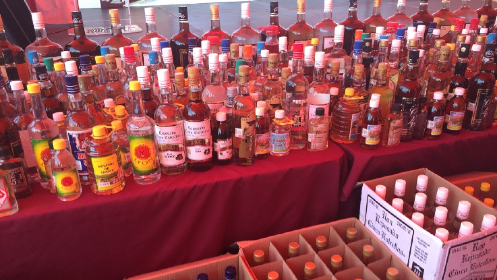 Alertan por tequila adulterado tras intoxicaciones y muertes