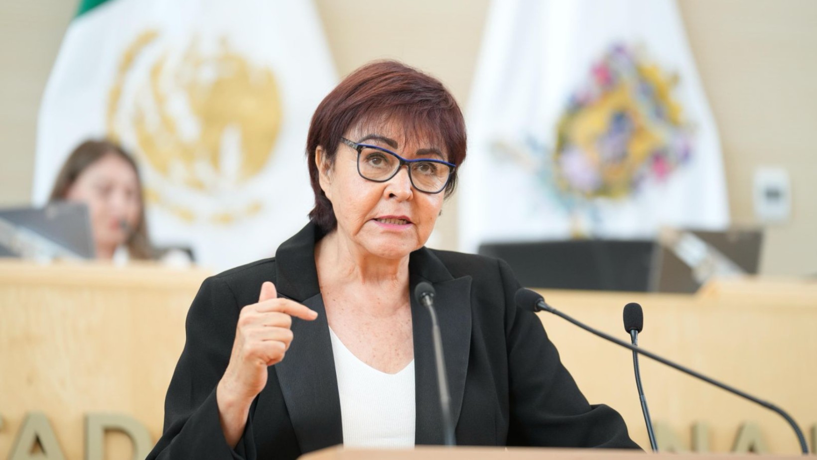 Buscan reincorporación laboral más justa para madres y padres