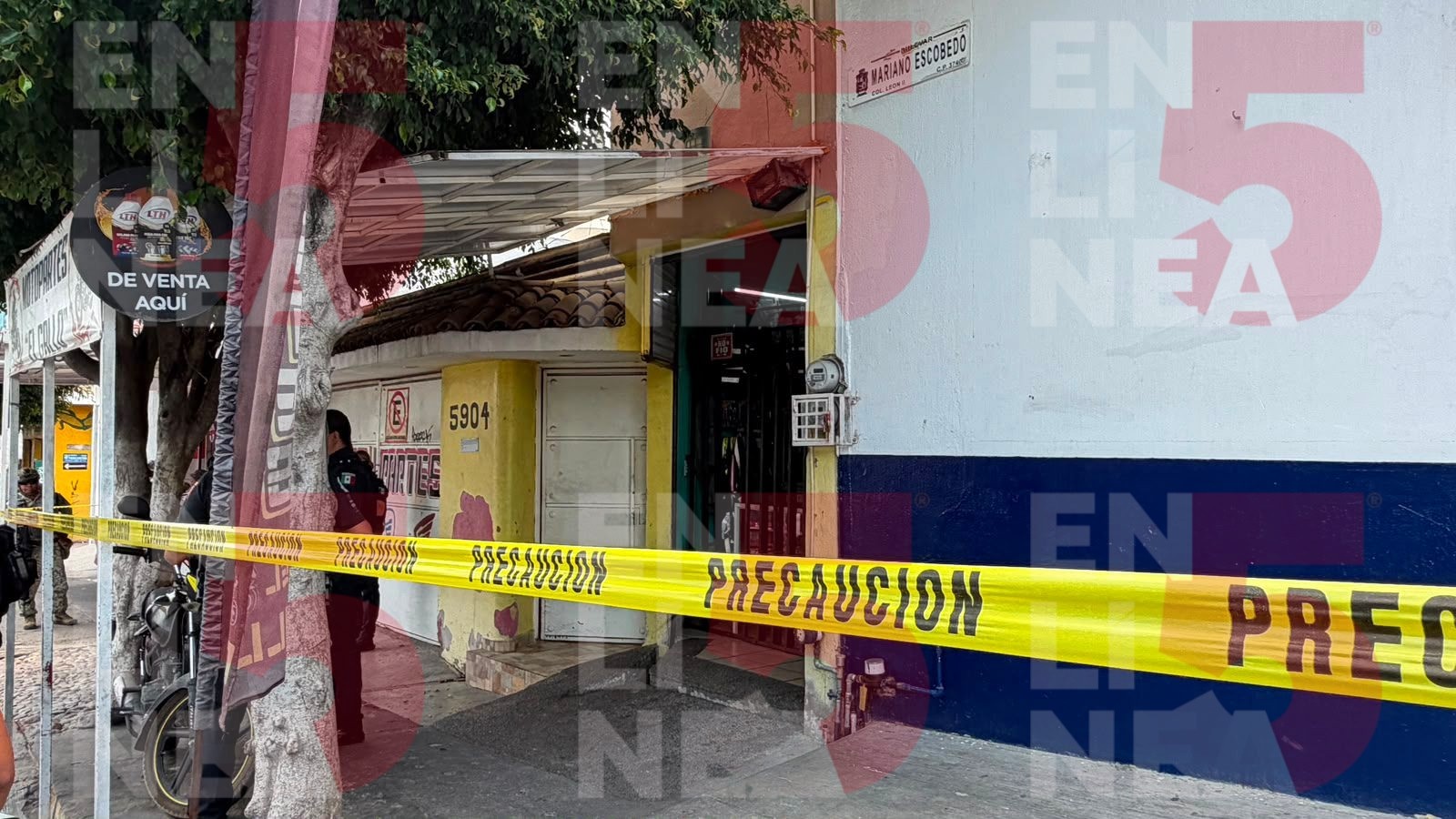 Asesinan a ‘El Gallo‘ expolicía municipal dentro de su taller de motopartes en León II