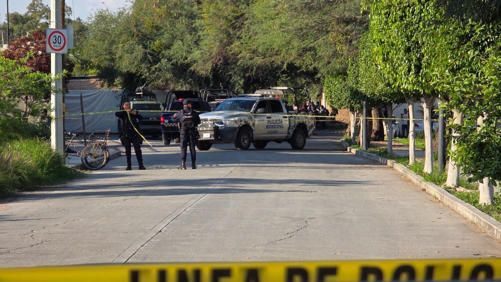 Ataque armado deja dos jóvenes gravemente heridos afuera de fraccionamiento en Celaya