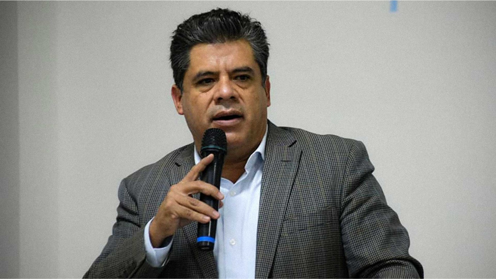 Primer síndico defiende actuación del Congreso y del PAN