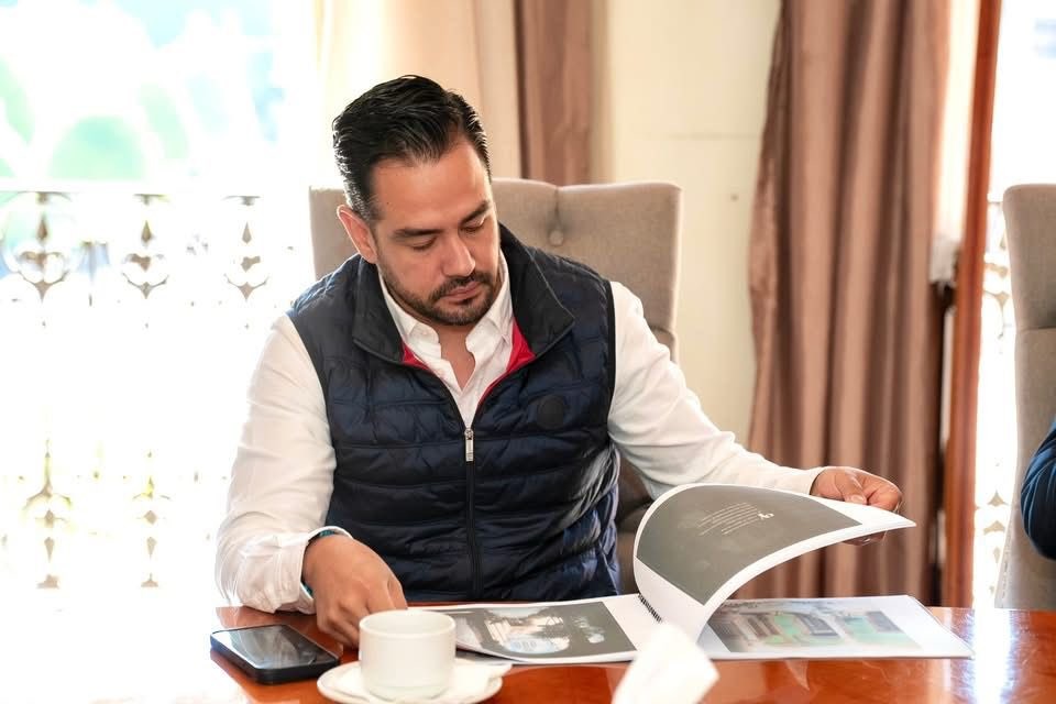 PAN inicia proceso de expulsión contra Allan León