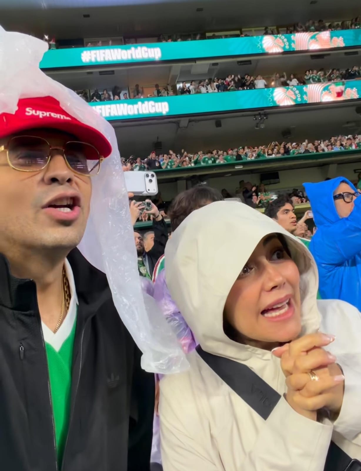 Famosos que asistieron a el partido de México Famosos que asistieron a el partido de México