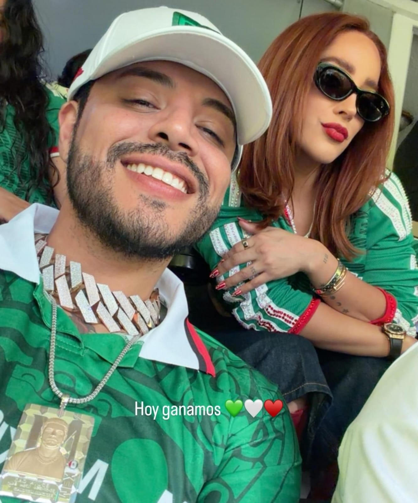 Famosos que asistieron a el partido de México Famosos que asistieron a el partido de México
