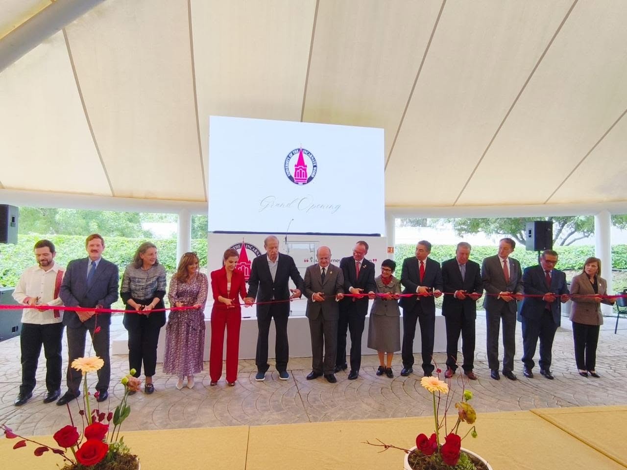 Cierra actividades Centro Fox; dona propiedad a universidad por 100 años