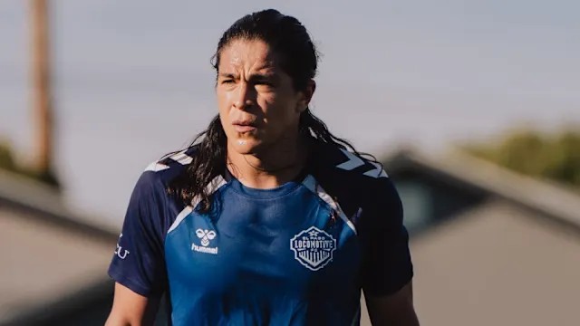 ¡De la pantalla a la cancha! El actor mexicano Cristo Fernández debuta como futbolista profesional ¡De la pantalla a la cancha! El actor mexicano Cristo Fernández debuta como futbolista profesional