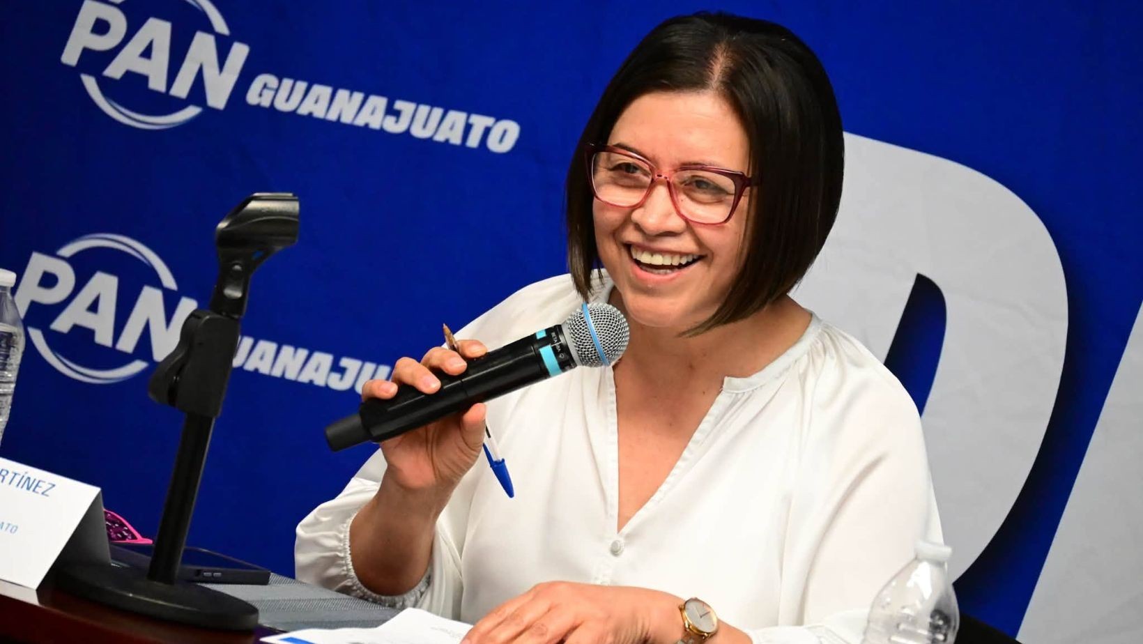 Juanita de la Cruz asume la dirigencia estatal del PAN Guanajuato