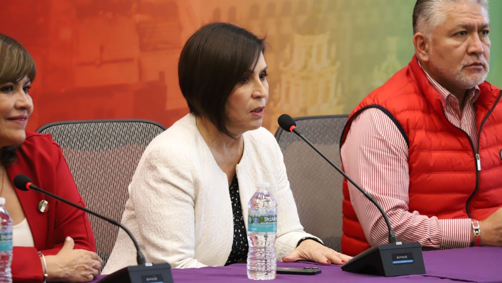 Rosario Robles llama a defender el voto rumbo a la elección de 2027