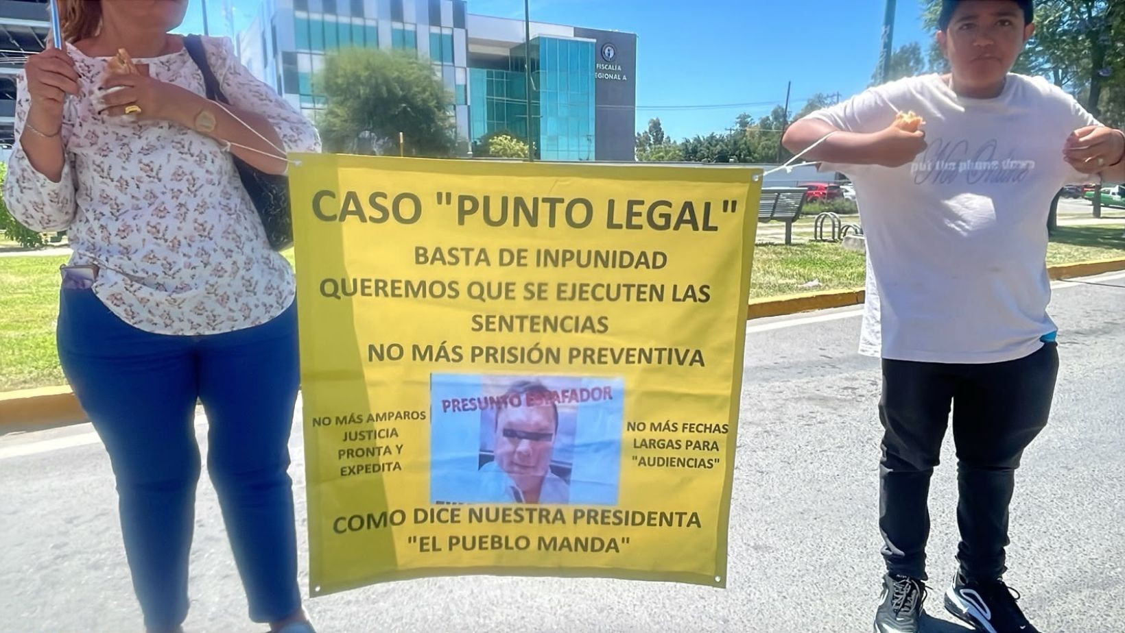 Fraude inmobiliario Punto Legal: víctimas exigen devolución de dinero Fraude inmobiliario Punto Legal: víctimas exigen devolución de dinero