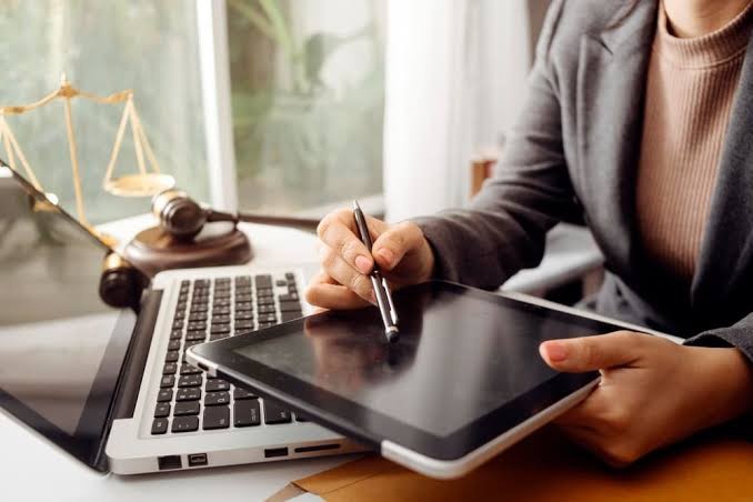¿Adiós al papel? Guanajuato busca digitalizar el sistema notarial