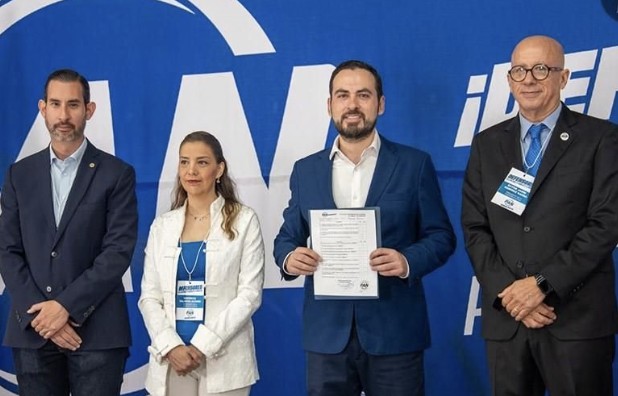 Alan Márquez defiende proceso interno del PAN y asegura que es distinto al de Morena