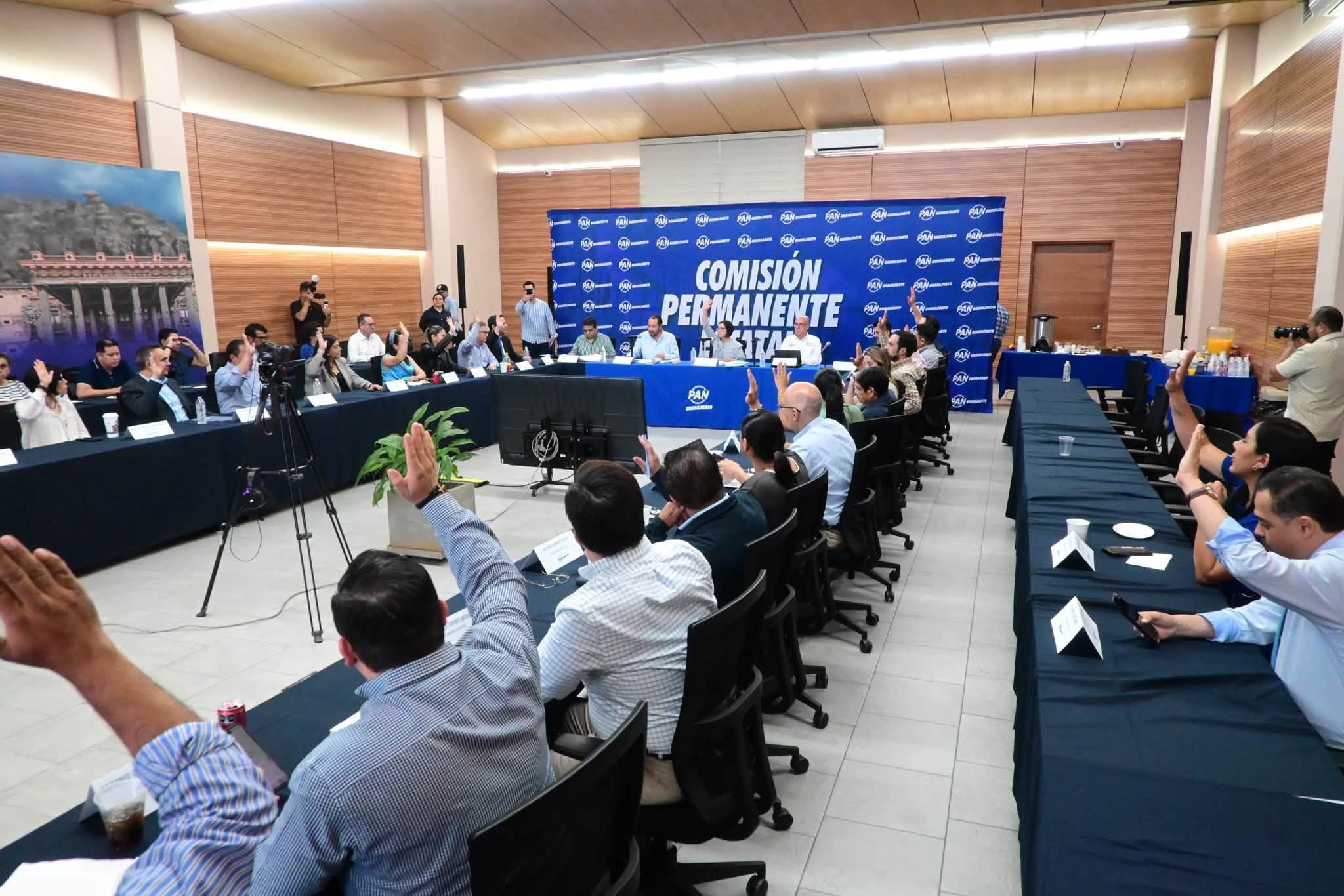 Solo 11 ciudadanos se registran para ser Defensores de la Libertad, la Patria y la Familia con el PAN