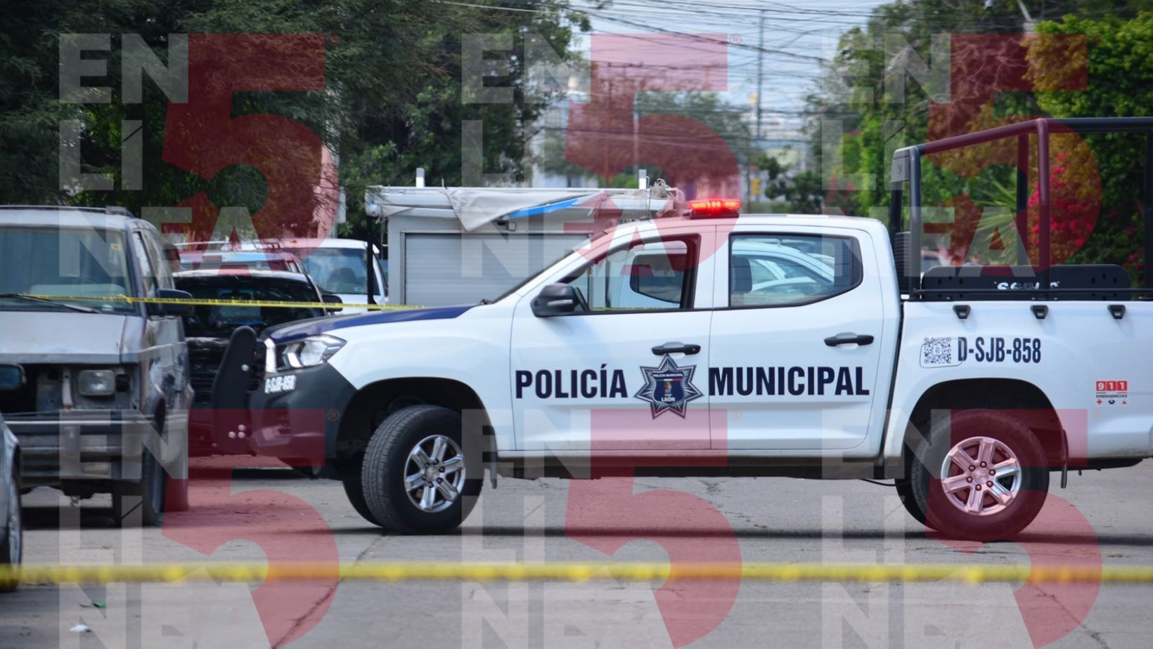 Hallan cuerpo en la cajuela de un automóvil en San Sebastián, León