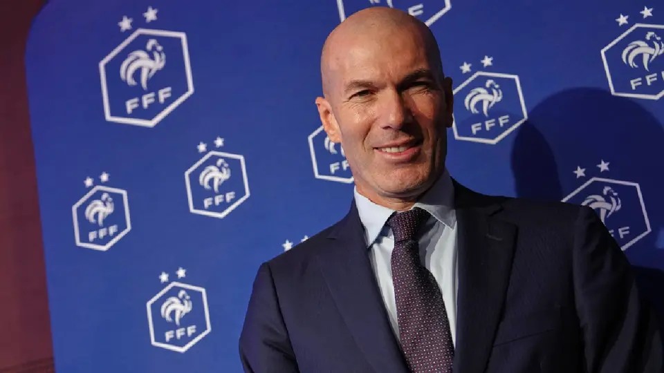 Zinedine Zidane inicia una nueva era al frente de la Selección de Francia rumbo a la Euro 2028