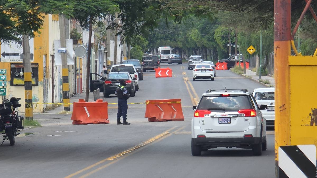 Cambio de sentido de circulación en Avenida del Sauz y Luis Pasteur desata caos vial en Celaya