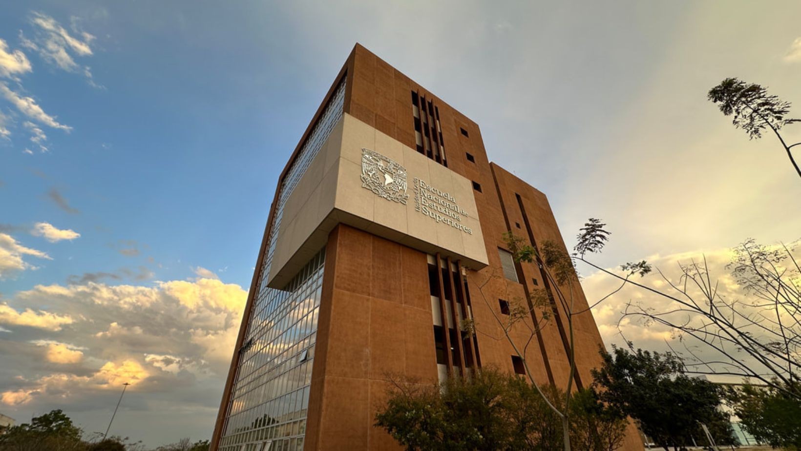 UNAM suspende inscripciones 2026; afecta a aspirantes en Guanajuato