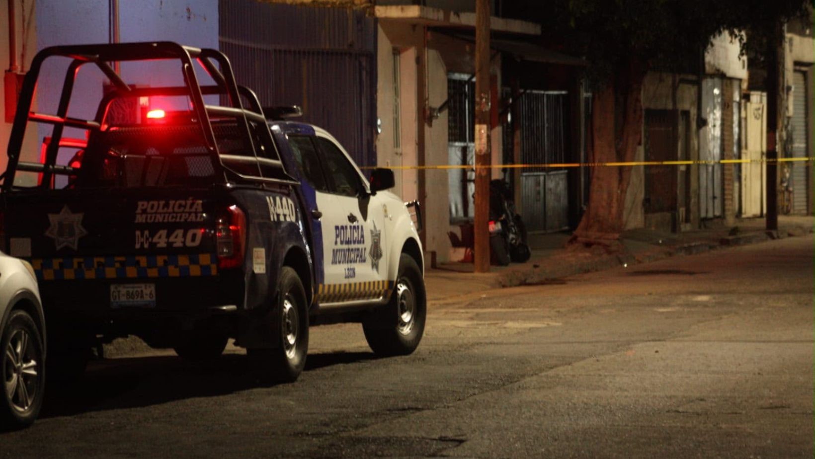 Noche violenta deja un muerto, un herido grave y un asaltante lesionado