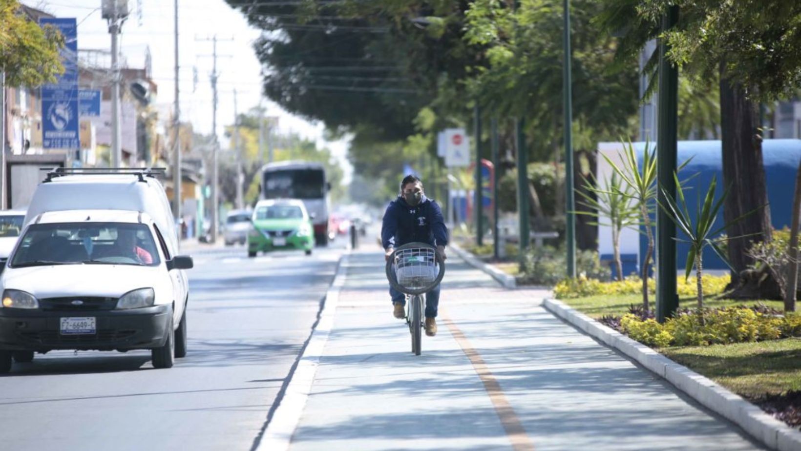 León da mantenimiento a más de 300 kilómetros de ciclovías