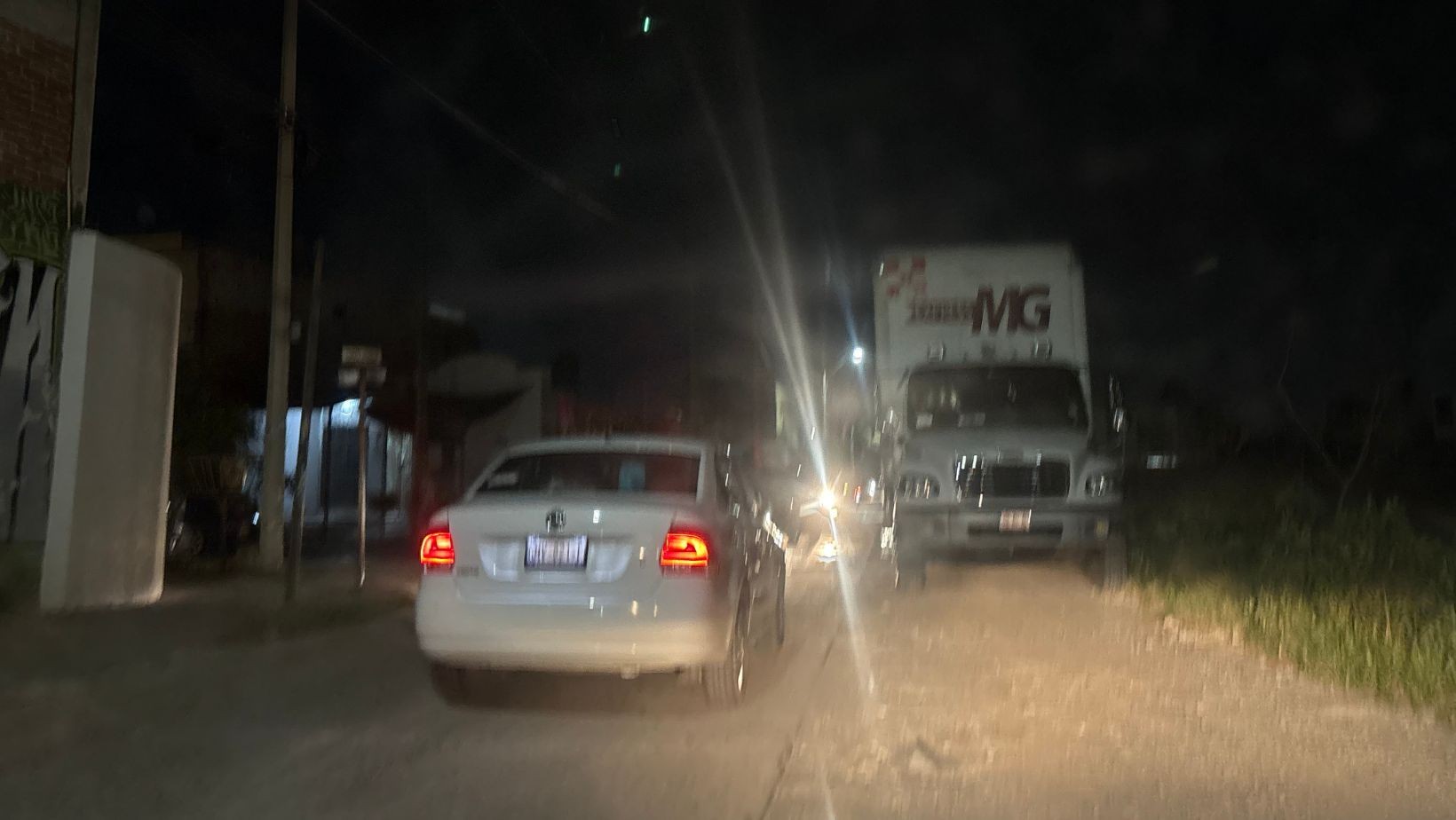 Conductores piden un sentido en calle Cuesta de Camelinas Conductores piden un sentido en calle Cuesta de Camelinas