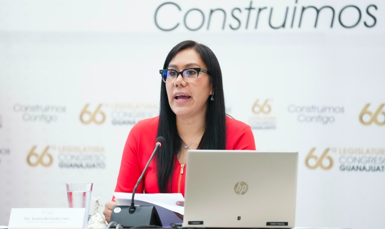 Buscan que familias puedan deducir colegiaturas y otros gastos escolares