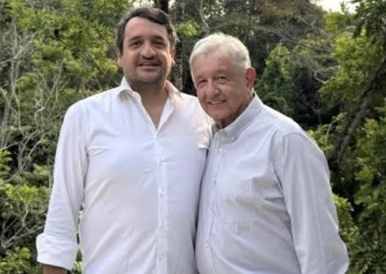 Andrés Manuel López Beltrán acusa a EU de retirarle la visa y cuestiona a Trump