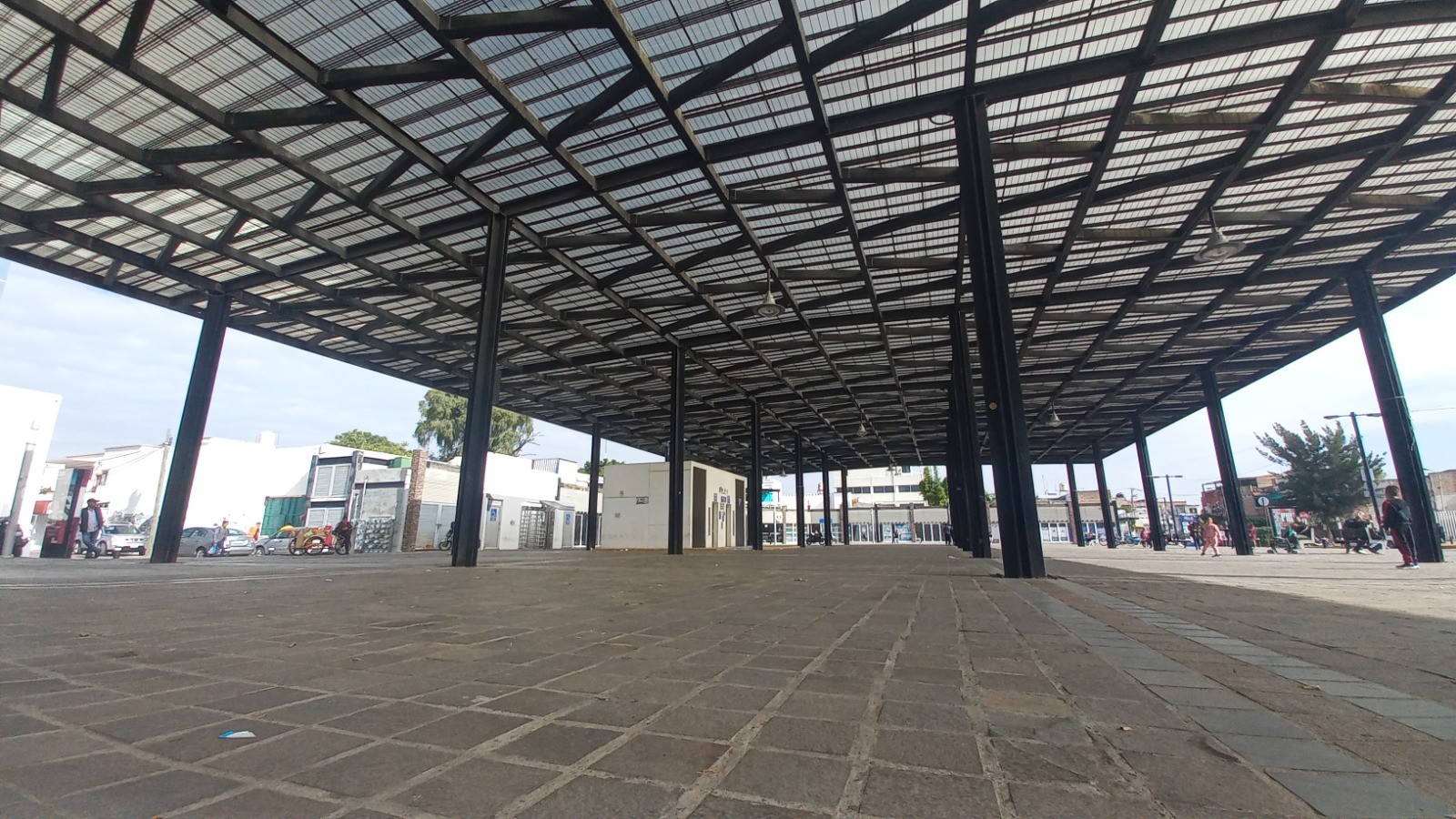 Feria del Alfeñique seguirá en el Parque Morelos pese a polémica estructural en Celaya