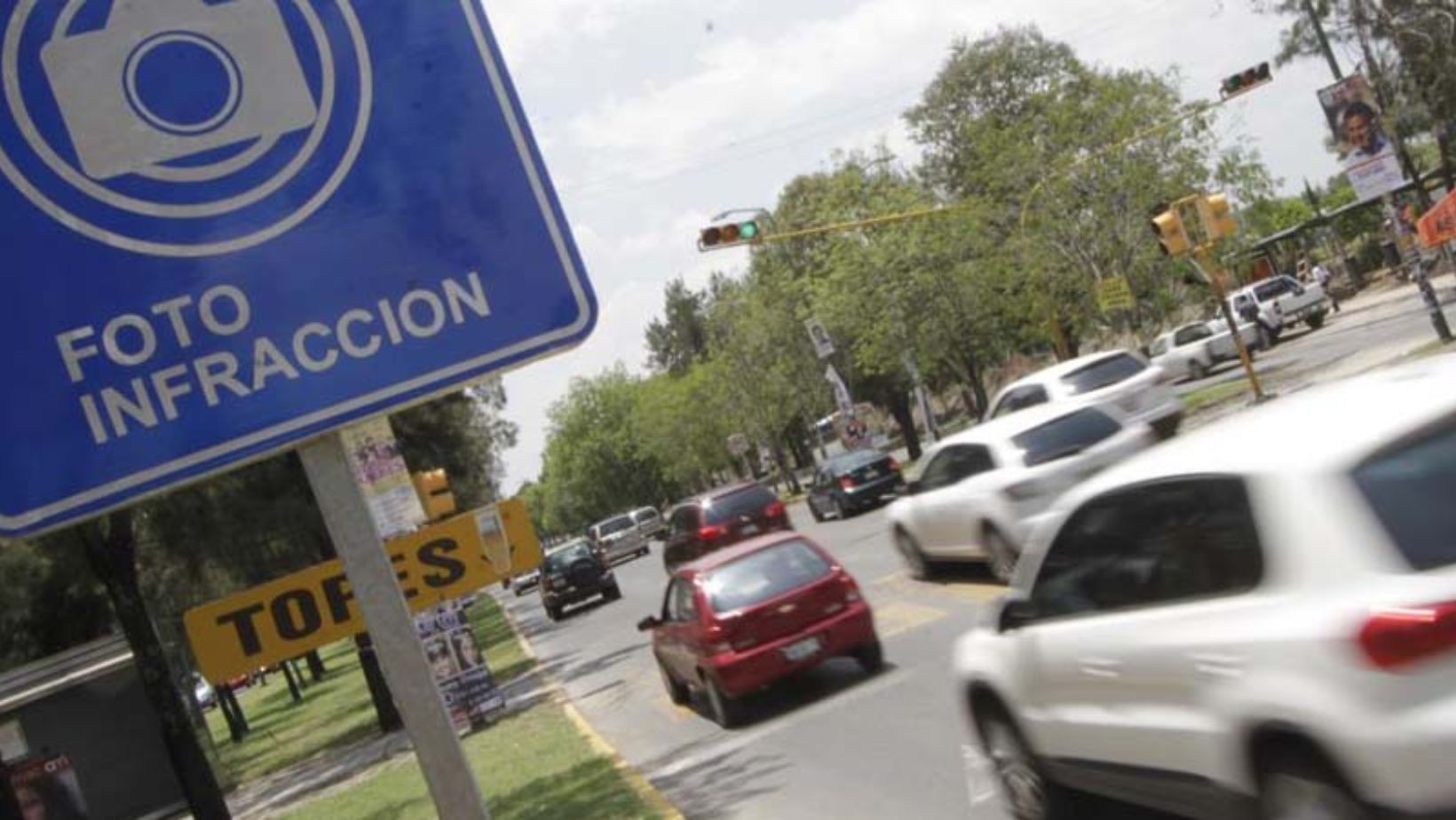 Fotomultas se disparan en León y piden 2.8 mdp más