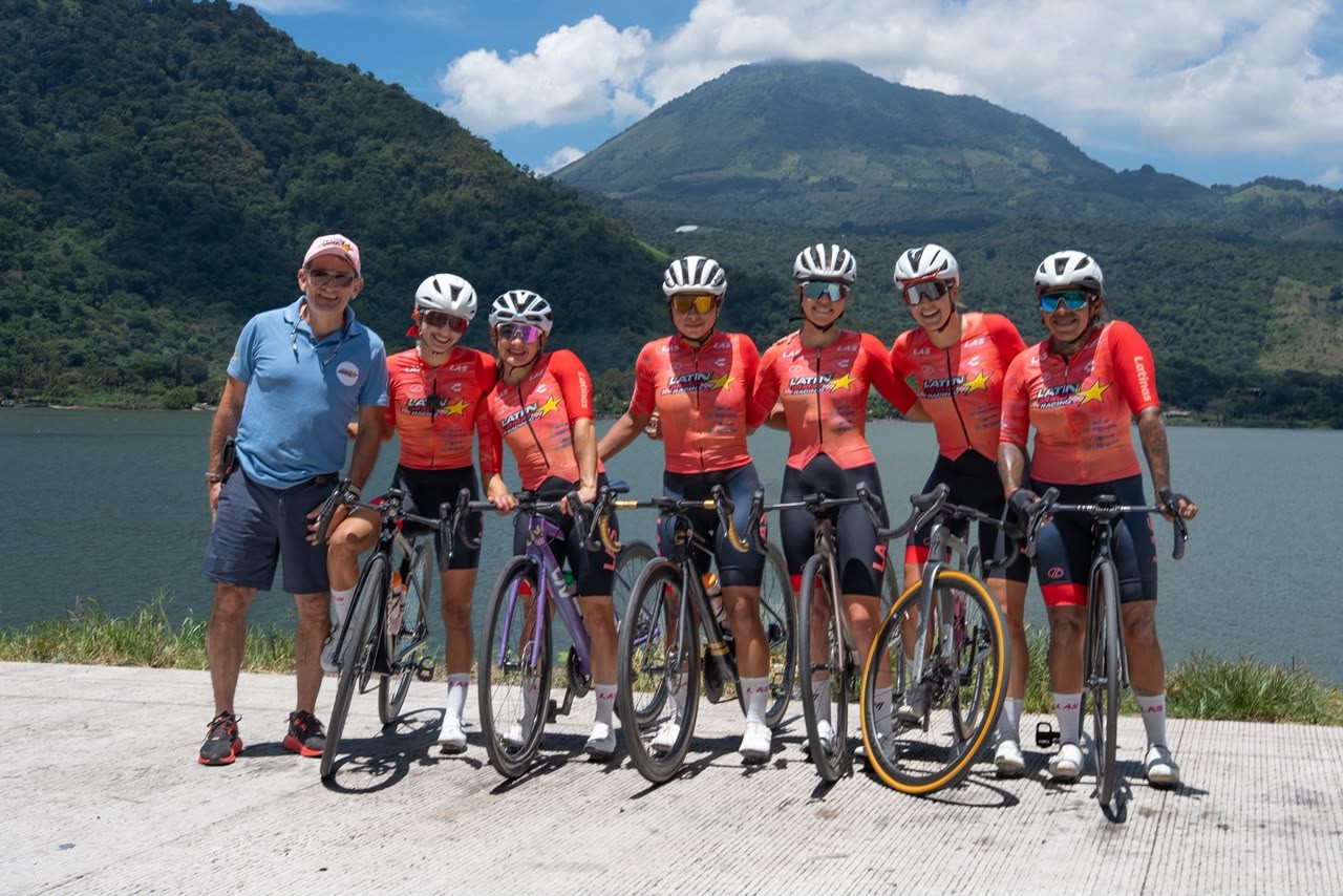 Latin All Star Racing logra tercer lugar en Guatemala