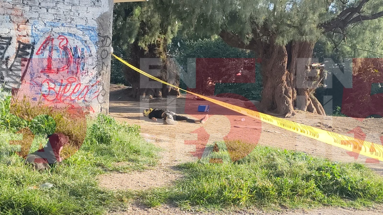 Hallan a hombre sin vida y maniatado en la colonia Tierra y Libertad; presentaba lesión por arma de fuego